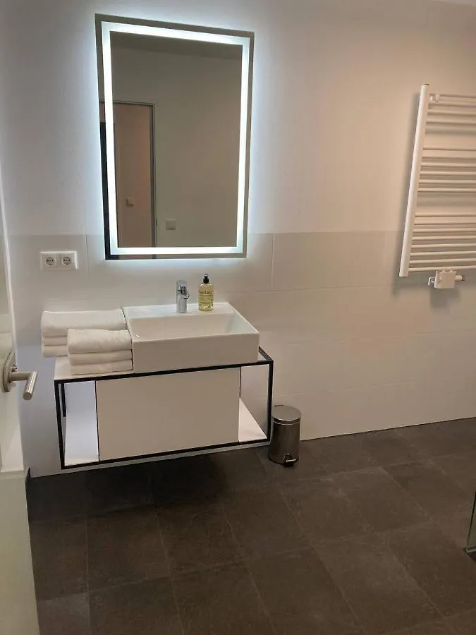 Ferienwohnung&Monteurunterkunft Mainbogen-Blick Grettstadt 0*,