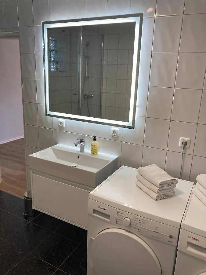 Apartment Ferienwohnung & Monteurunterkunft 